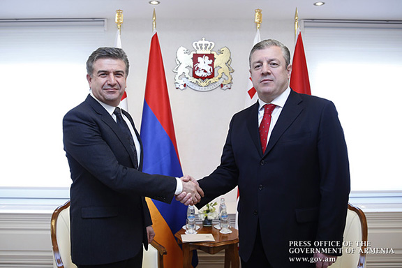 Armenian and Georgian Prime Ministers Karen Karapetian and Giorgi Kvirikashvili meet in Tbilisi on Feb. 23, 2017 (Photo: Government of Armenia)