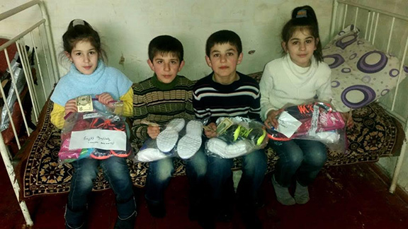 Kids of Karabakh donates gifts to children