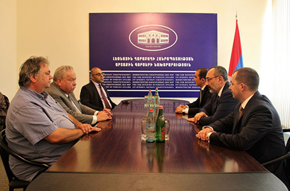 Foreign Minister Karen Mirzoyan meeting with the group of scientists and experts