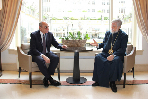Artsakh President Bako Sahakian with Catholicos of the Great House of Cilicia Aram I (Photo: Office of the NKR President)