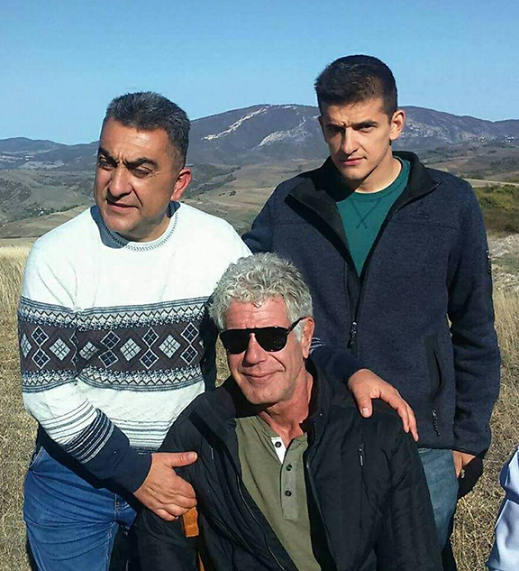 Anthony Bourdain with locals in Artsakh (Photo by Saro Saryan)