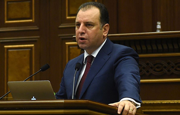 Defense Minister VIgen Sargsian speaks during parliamentary hearings on military draft in Yerevan on Oct. 11 (Photo: Photolure)