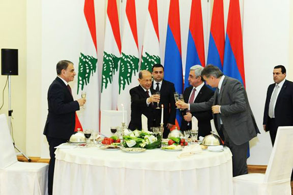 President Serzh Sarkisian hosted a state dinner for visiting Lebanese President Michel Aoun