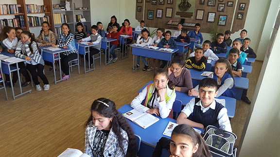 The delivery to Shinuhay #6 school were made in April, 2017