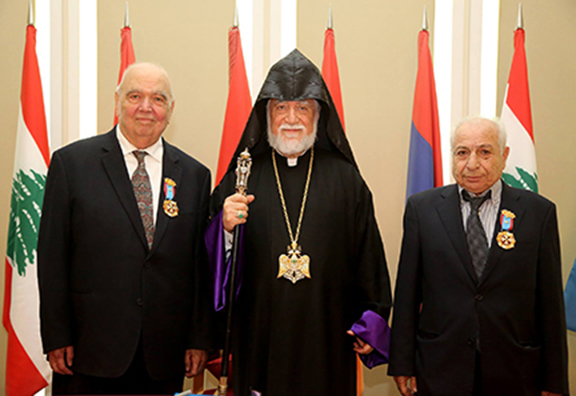 Catholicos Aram I (center) with "Cilician Prince" medal recipients Prof. Richard Hovannisian (left) and Yervant Pamboukian (right)