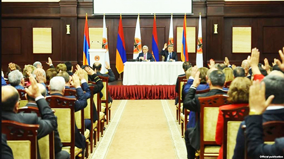 Former president Serzh Sarkisian and Acting Prime Minister Karen Karapetyan during Saturday's Republican Party of Armenia's Leadership Council vote to nominate Sarkisian as prime minister