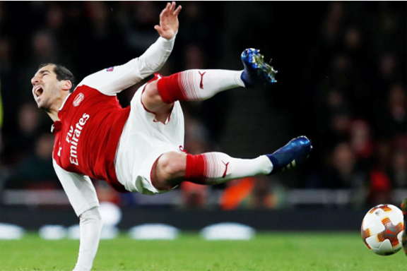 Henrikh Mkhitaryan sustained a knee injury during Thursday's match with Moscow