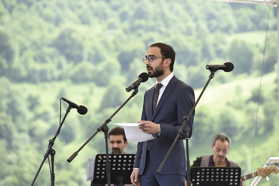 Armenian Deputy Prime Minister Tigran Avinyan delivering remarks at COAF SMART Center opening.