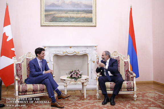 Canadian Prime Minister Justin Trudeau (left) meets with Prime Minister Nikol Pashinyan