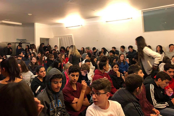 It was a packed house for the AYF "Roupen" Chapter's Extra Credit Night