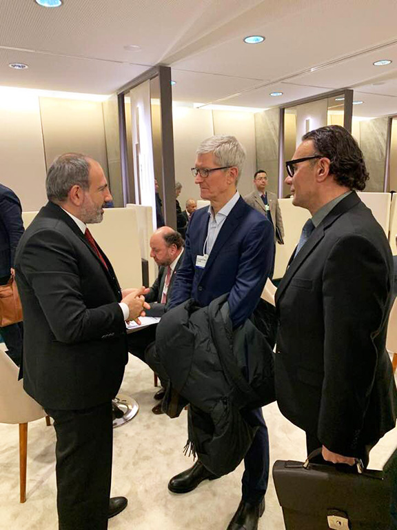 At the World Economic Forum in Davos, Switzerland, Prime Minister Nikol Pashinyan meets with Apple CEO Tim Cook