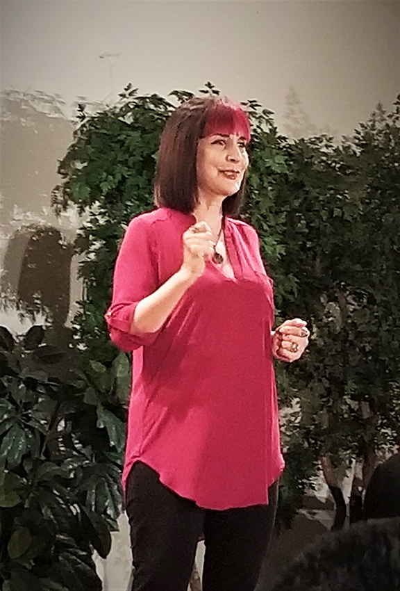 Anahid Aramouni Keshishian performing "Ka Yev Chka 1+2+3..."