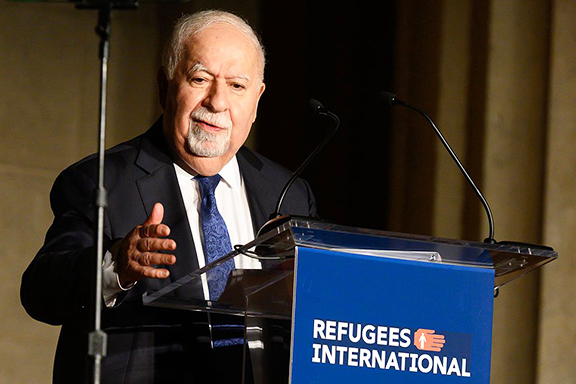 Vartan Gregorian speaking at Refugees International’s 40th Anniversary Dinner, April 30, 2019 (Photo: Kevin Allen Photography)