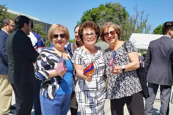 Alice Petrossian (center) and Catherine Yesayan (right)