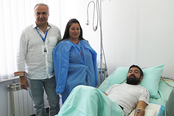 Stem cell donor Aram with his sister, Ani, and ABMDR executive director Dr. Sevak Avagyan