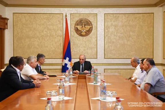 Artsakh President Bako Sahakian meets with ARF Central Committee of Artsakh