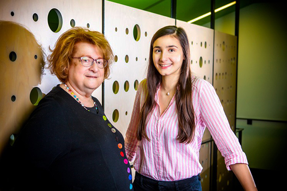 Shoushi Bakarian (right) and her mentor Arpi Hamalian. Photo courtesy of Concordia University