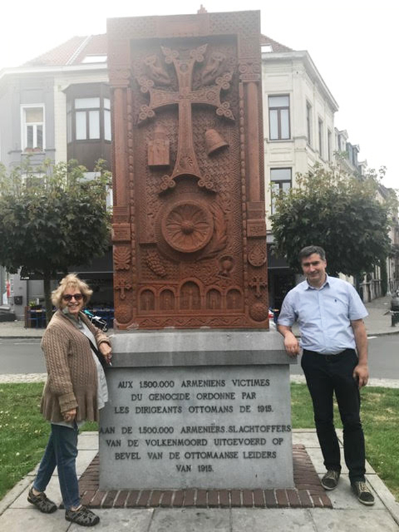 Catherine Yesayan with Karen Tatevosyan at the Khachkar in Ixelles, Belgium