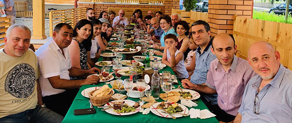 The Ghazarians had lunch with Artak Beglaryan, Ombudsman of Artsakh, Arman Tatoyan, Ombudsman of Armenia, and extended families