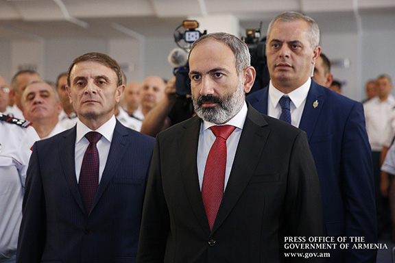 Valery Osipyan (left) who was fired from his post on Oct. 8, with Prime Minister Nikpl Pashinyan