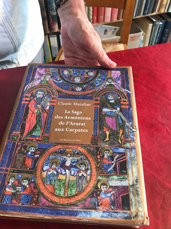 Claude Mutafian's latest book “La Saga des Armeniens de L’Ararat aux Carpates”