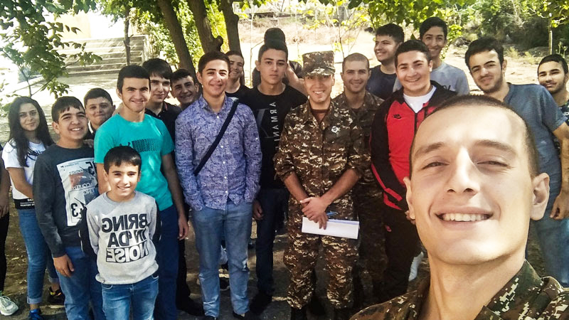 Hayk Kocharyan with TUMO students