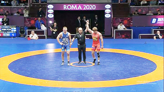 Artur Aleksanyan beat Mati Elias Kuosmanen in the 2020 European Wrestling Championships semi-finals