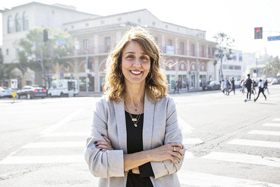 Dr. Alina Dorian