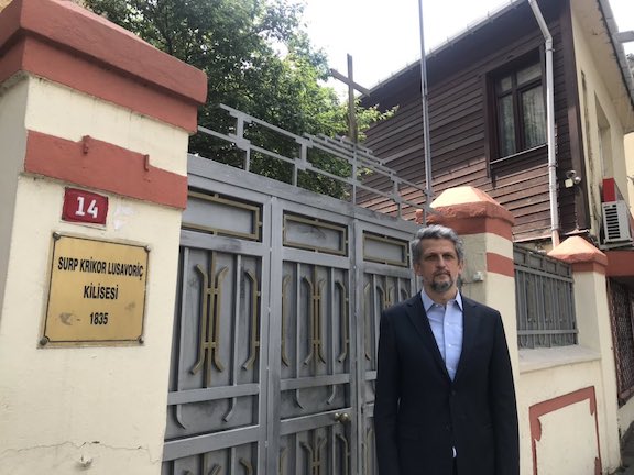 Garo Paylan visited the St. Gregory the Illuminator Church and condemned Turkish authorities for inaction