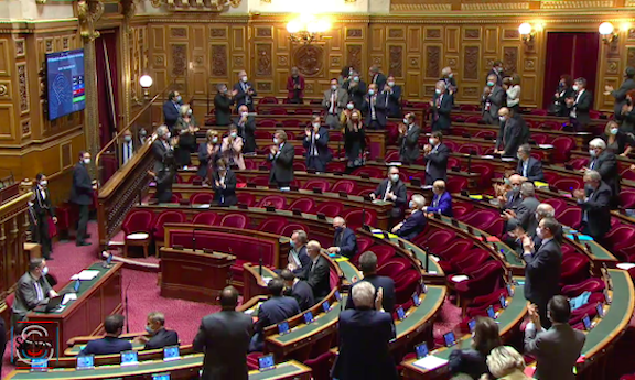 French senators applaud the passage of resolution recognizing Artsakh